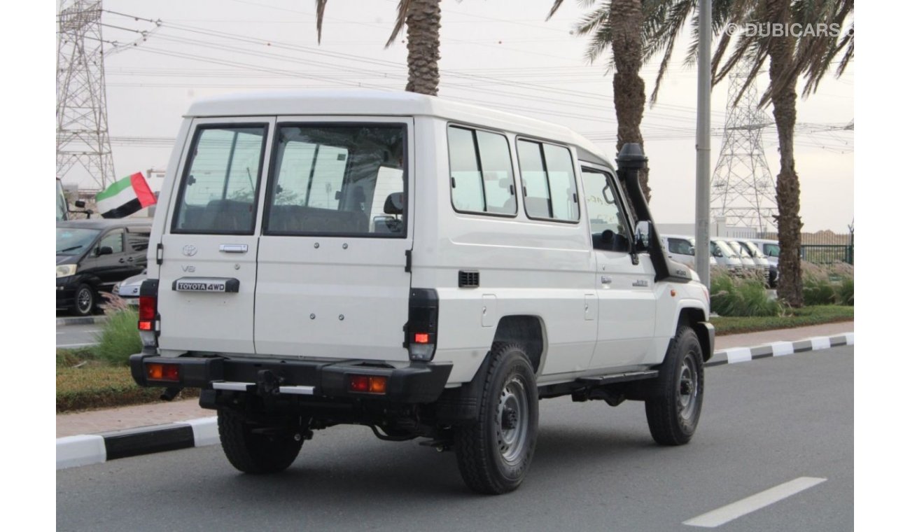 تويوتا لاند كروزر هارد توب TOYOTA LANDCRUISER 78 4.5L V8 DIESEL 9 SEATER TROOP CARRIER MANUAL