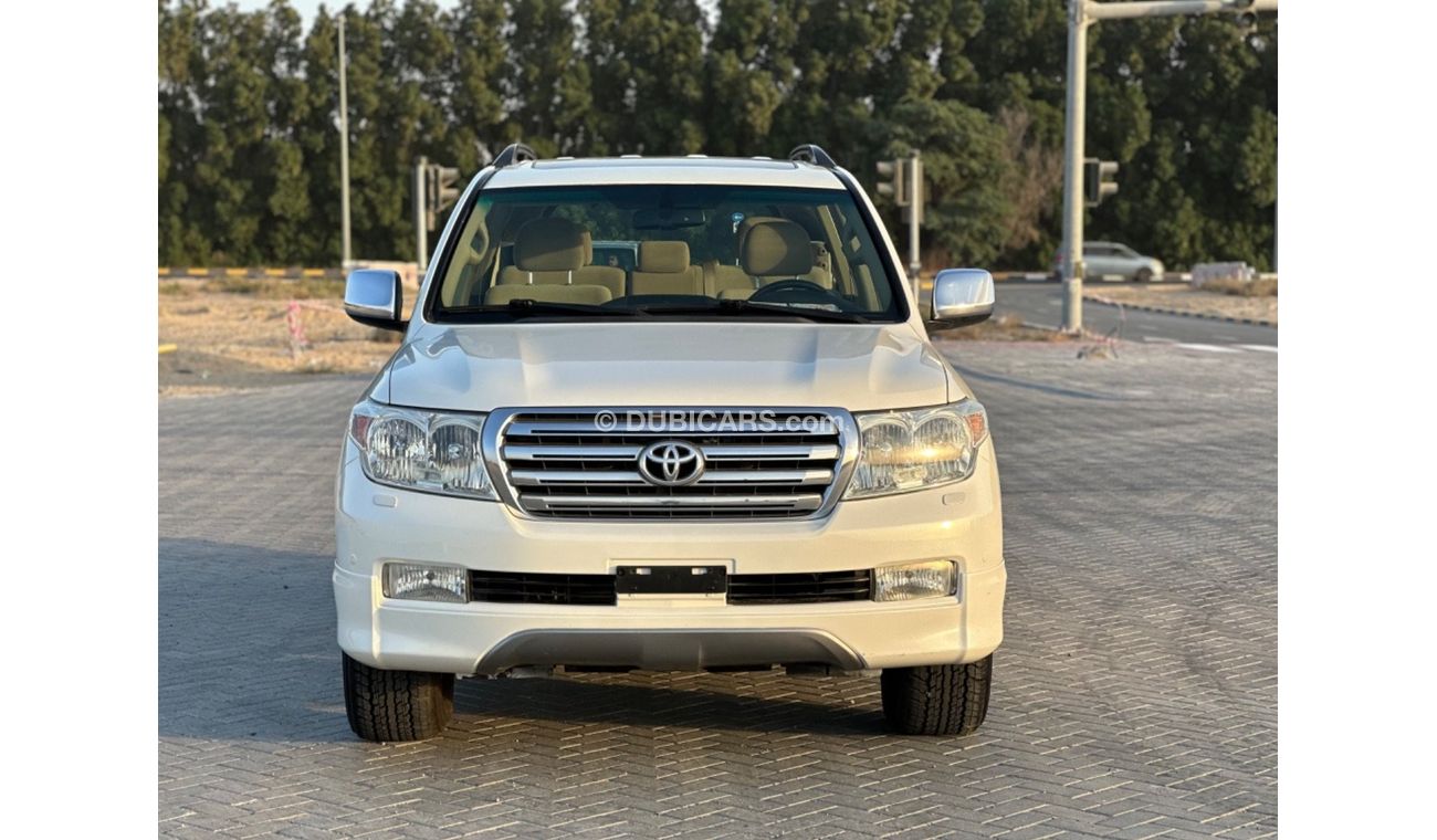 Toyota Land Cruiser MODEL 2010 GCC CAR PERFECT FULL OPTION SUN ROOF