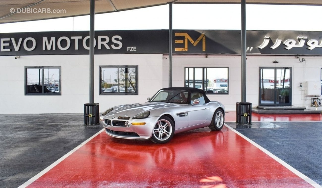 BMW Z8 BMW Z8, 2002, Silver exterior, Red Interior, Manual transmission, 8 cylinders, 18″ wheels, 61,900 km