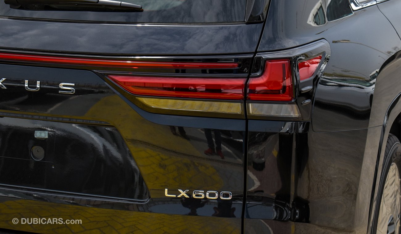 Lexus LX600