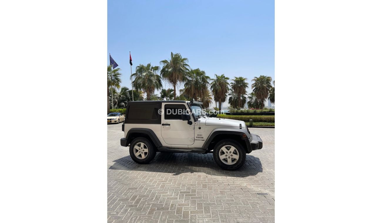 Jeep Wrangler Sport S 3.6L A/T