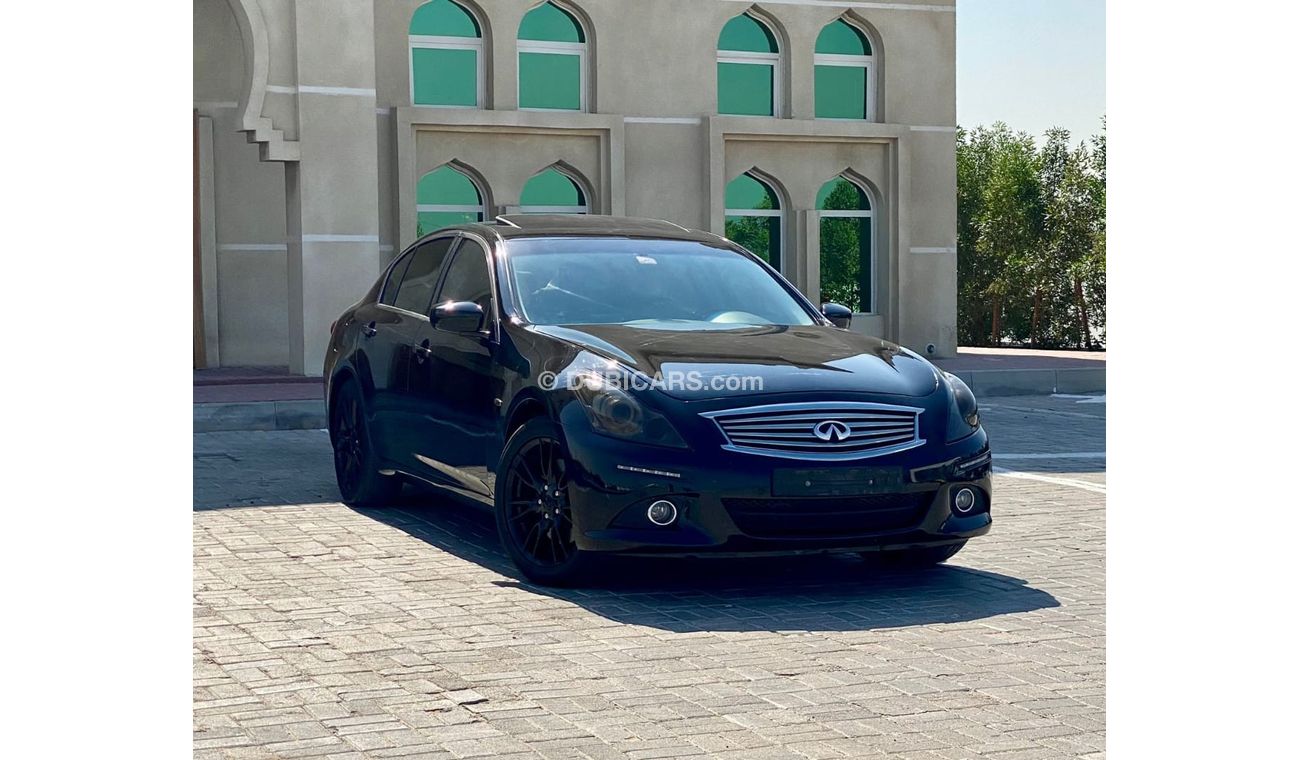 إنفينيتي G25 Good condition car GCC spec