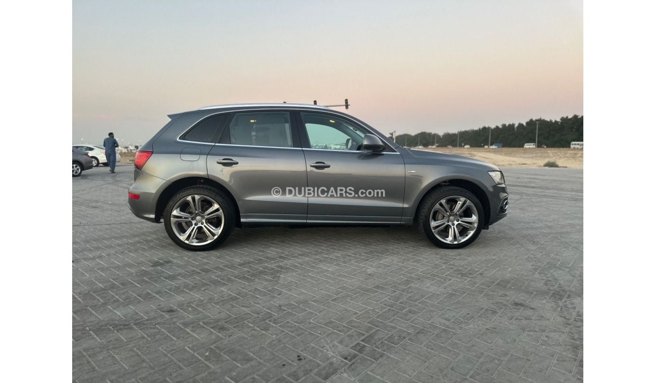 Audi Q5 40 TFSI S-Line 2.0L