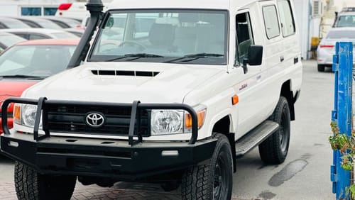 Toyota Land Cruiser Hard Top