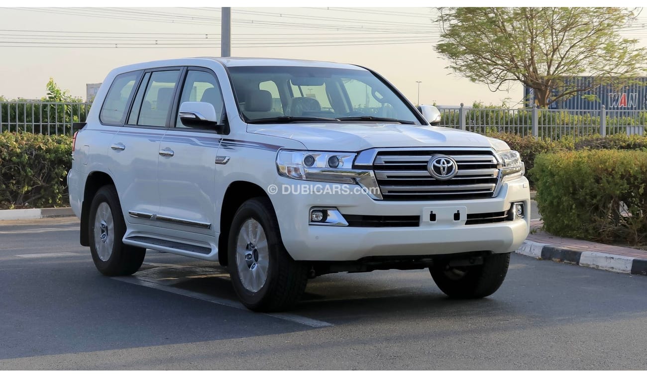 Toyota Land Cruiser GXR V8