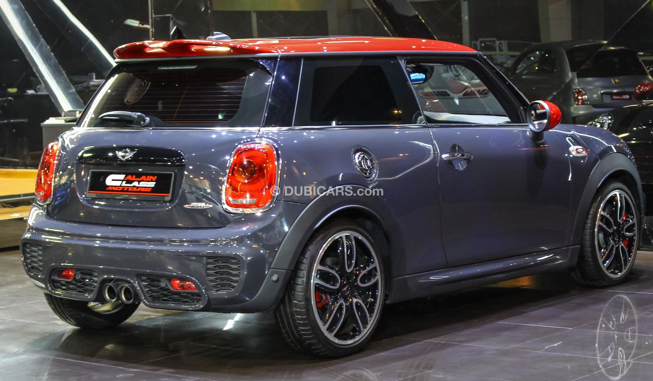 Mini John Cooper Works 2.0L Twin Turbo