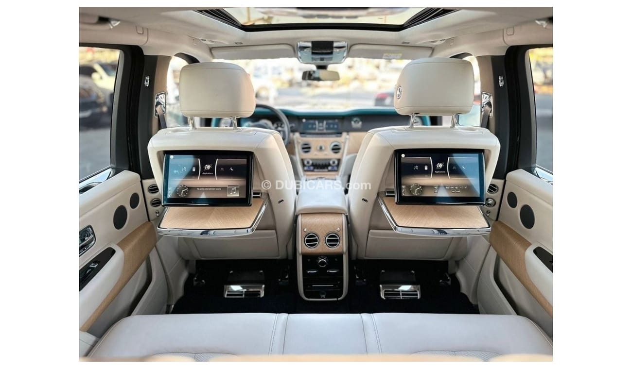 Rolls-Royce Cullinan Std ROLLS ROYCE CULLINAN 2021 VIP