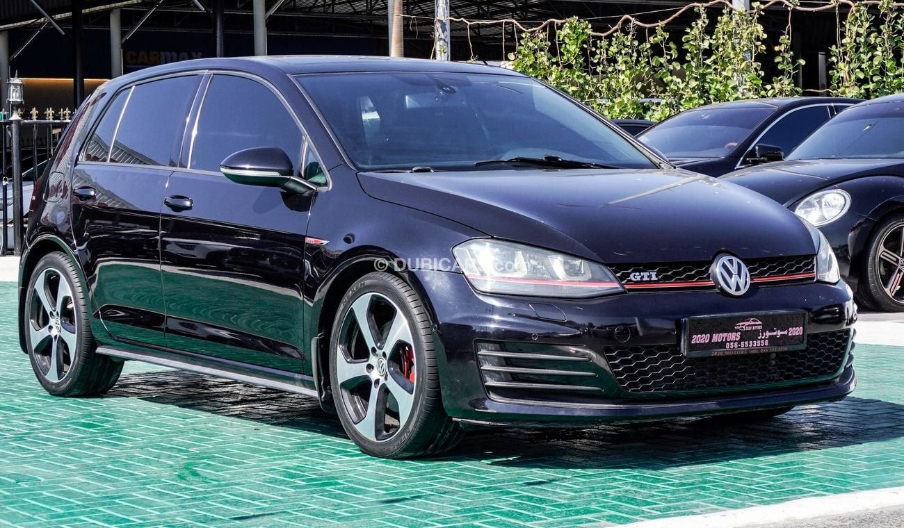 فولكس واجن جولف GTI