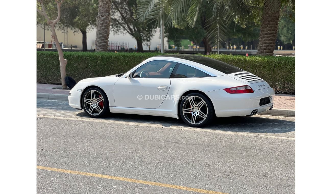 بورش 911 997 Targa 4S clean GCC car