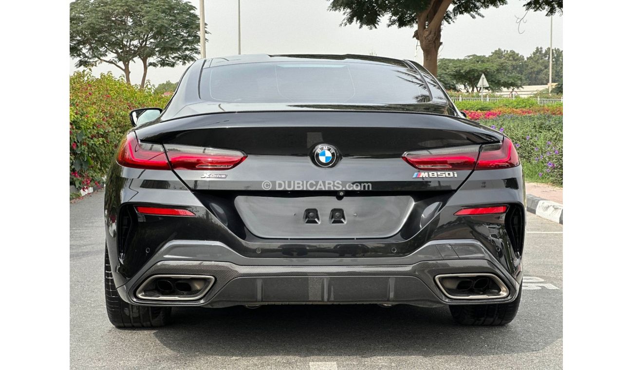 BMW M850i Carbon Edition 4.4L BMW M850i Performance V8 525HP | GCC | 2019 | Single Owner / Carbon Fiber Editio