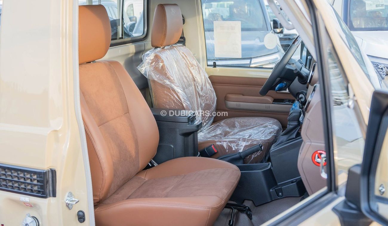 تويوتا لاند كروزر بيك آب 2025 Toyota Land Cruiser LC79 SC AT Petrol Full Option (Beige)