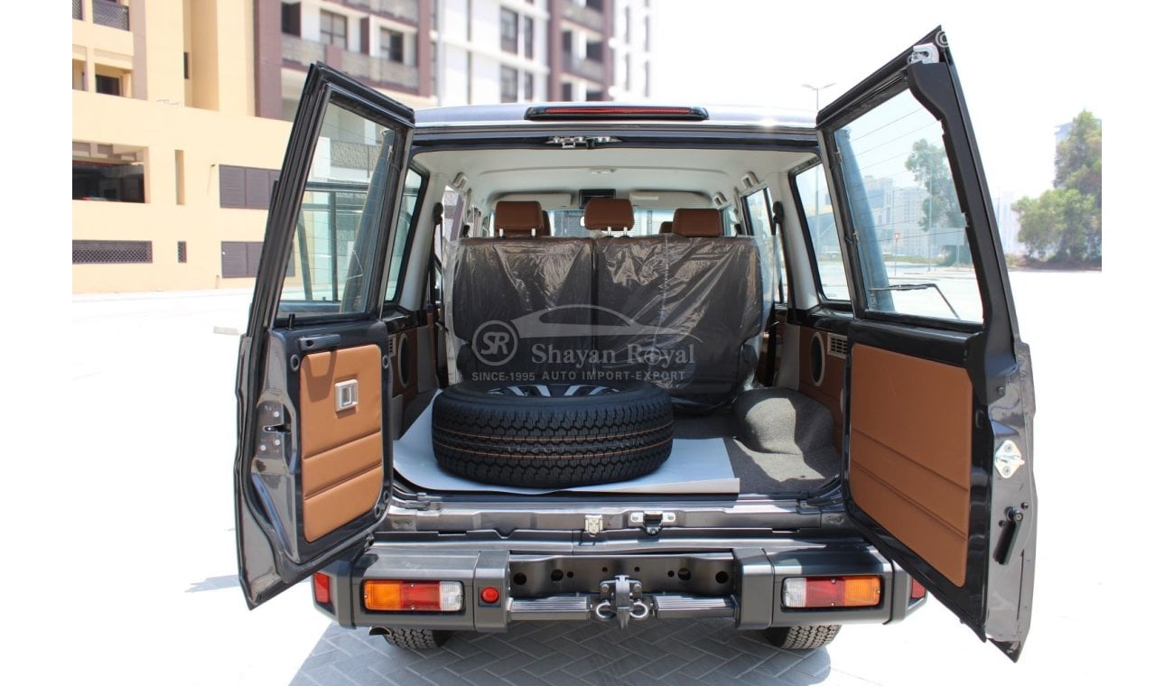 تويوتا لاند كروزر هارد توب LC76 2.8L DIESEL 5-DOOR WAGON Z AT_24YM