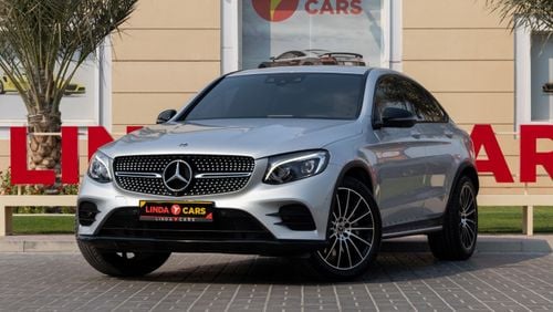 مرسيدس بنز GLC 250 AMG 2.0L Mercedes-Benz GLC250 Coupe AMG Night Package 2019 GCC under Warranty with Flexible Down-Pay