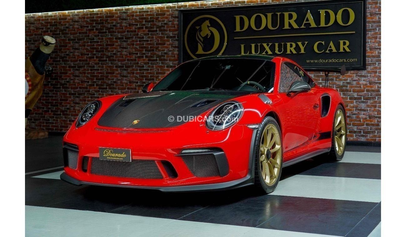 بورش 911 RS | Weissach Package | 2019 | GCC SPEC | Full Carbon Fiber