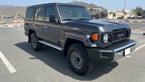 Toyota Land Cruiser Hard Top