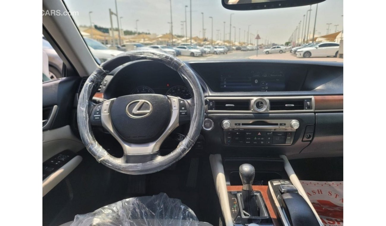 لكزس GS 350 بلاتينوم