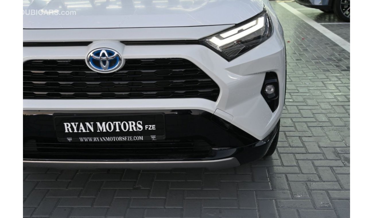 تويوتا راف ٤ Toyota RAV4 2.5L Hybrid, White, CUV, AWD, 5Doors