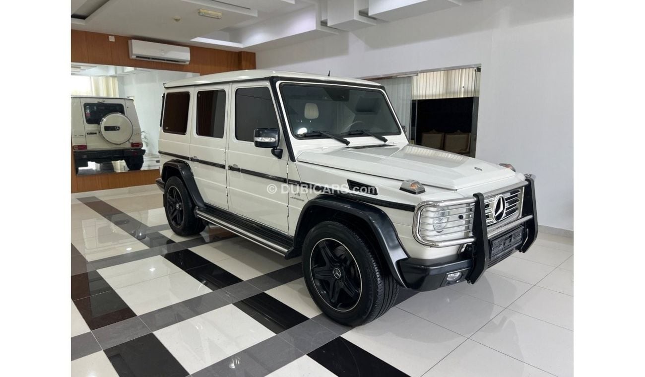 Mercedes-Benz G 55 AMG Mercedes benz G55 MODEL 2011 GCC SPECIFICATIONS