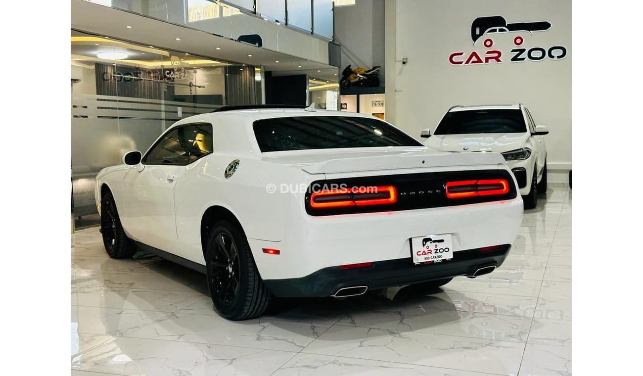 Dodge Challenger SXT Plus