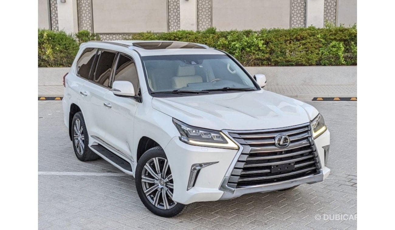 لكزس LX 570 Lexus LX 570 2016 V8 petrol  Full Option left hand drive GCC Excellent condition