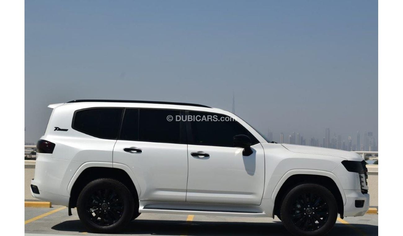 Toyota Land Cruiser Sahara Edition V6 3.3L Diesel Twin Turbo 4-Seater AT