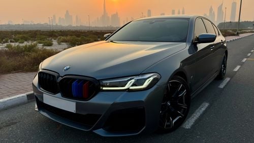 بي أم دبليو 530i BMW 530i/M Sport kit/Gcc spec/Warranty and Service contract