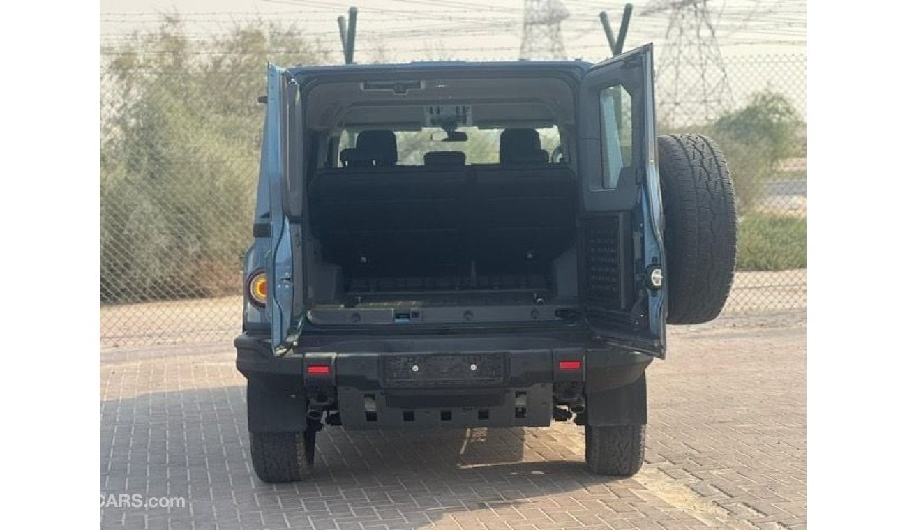 إينيوس غرينادير Grandier 3.0 V6 Mid Option