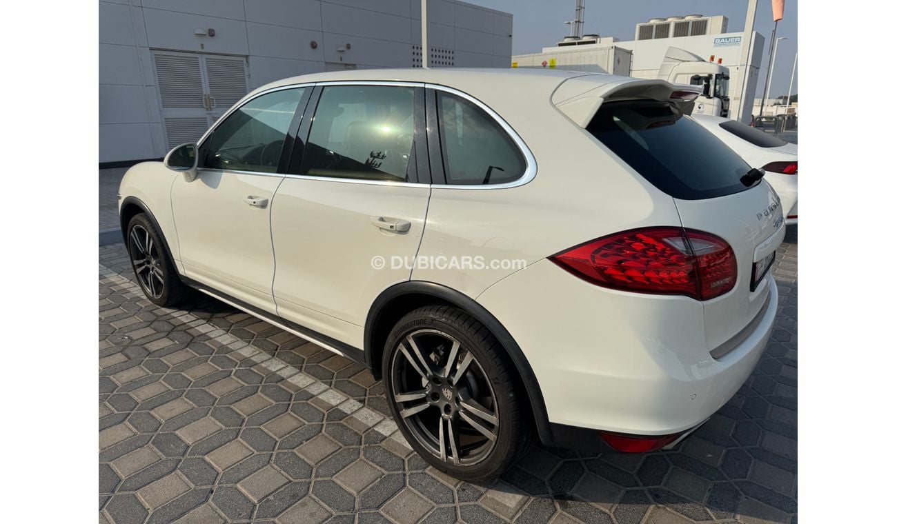 بورش كايان S, V8, 4.8L, GCC, Agent’s maintenance, Good condition