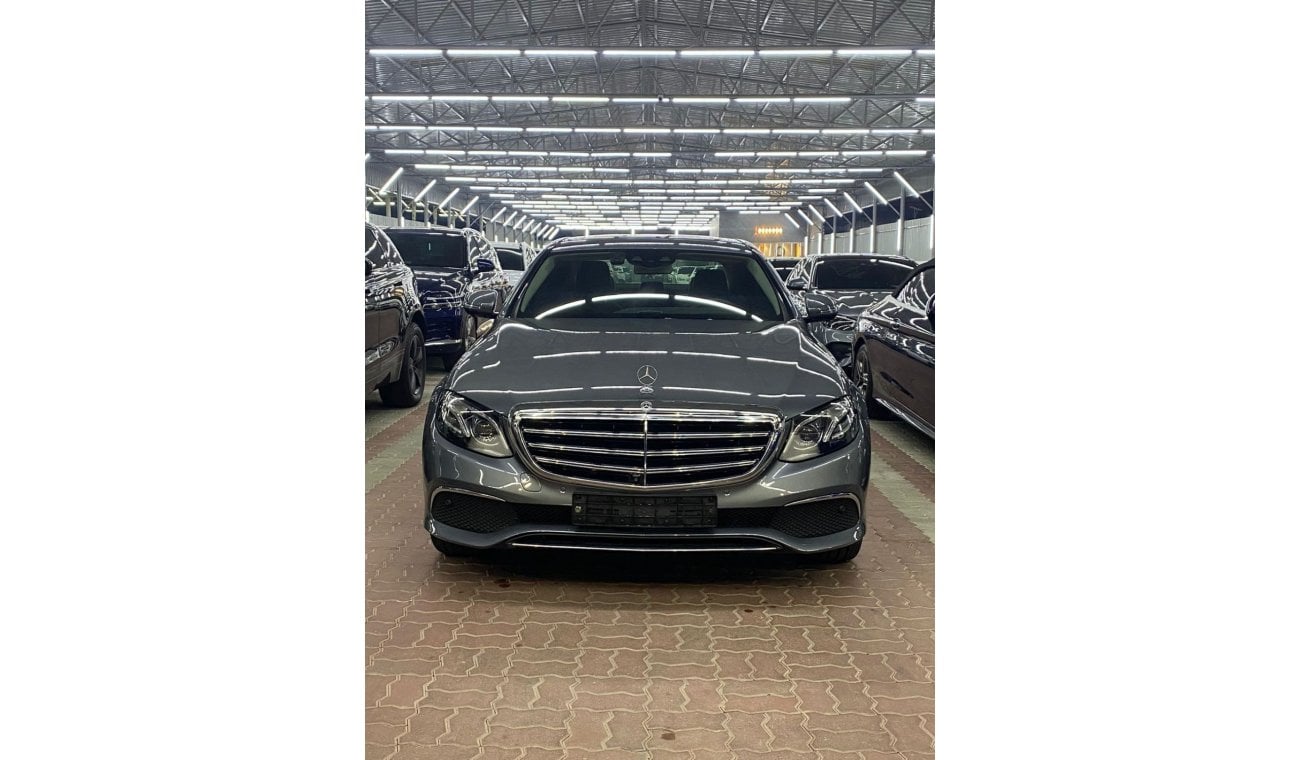 مرسيدس بنز E300 Std