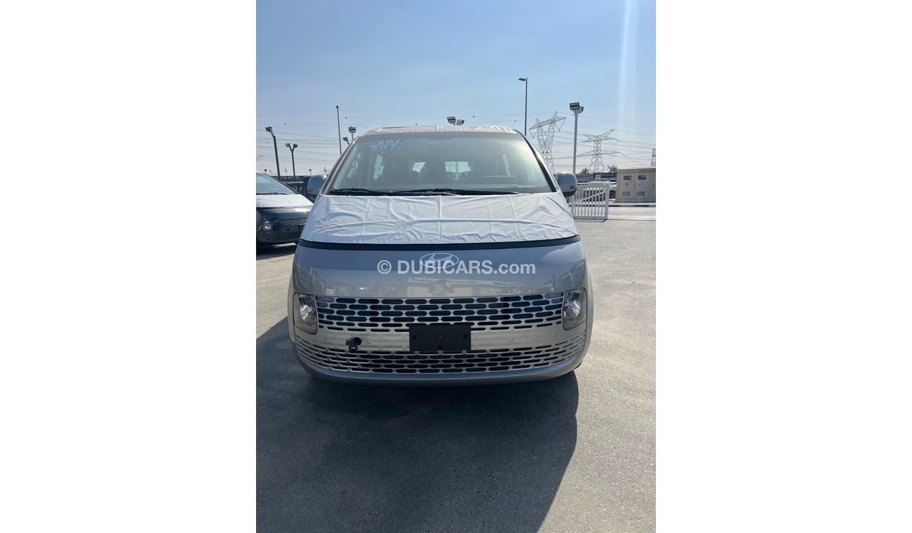 Hyundai Staria Hyundai Staria 3.5L Petrol, Van 9 Seats, Color Silver, Model 2025 (GCC SPECS) AT