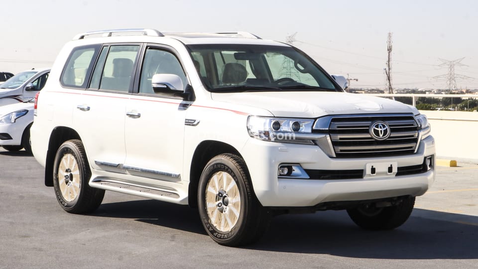 New Toyota Land Cruiser GXR V8 2020 for sale in Dubai - 384006