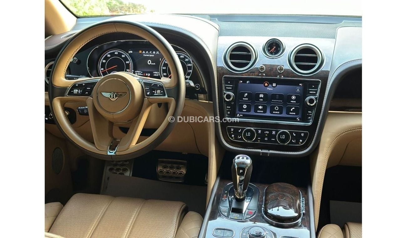 بنتلي بينتايجا BENTLEY BENTAYGA FIRST EDITION W12 FULL OPTIONS STARTECH PERFORMANCE 710 HP MODEL 2017 KM 68000