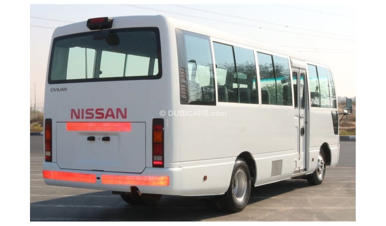 Nissan Civilian 2015 | BUS 30 SEATER WITH GCC SPECS AND EXCELLENT CONDITION