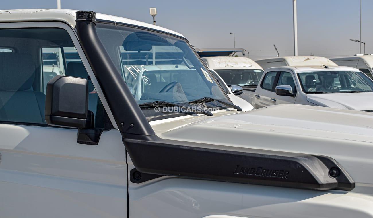 Toyota Land Cruiser Pick Up