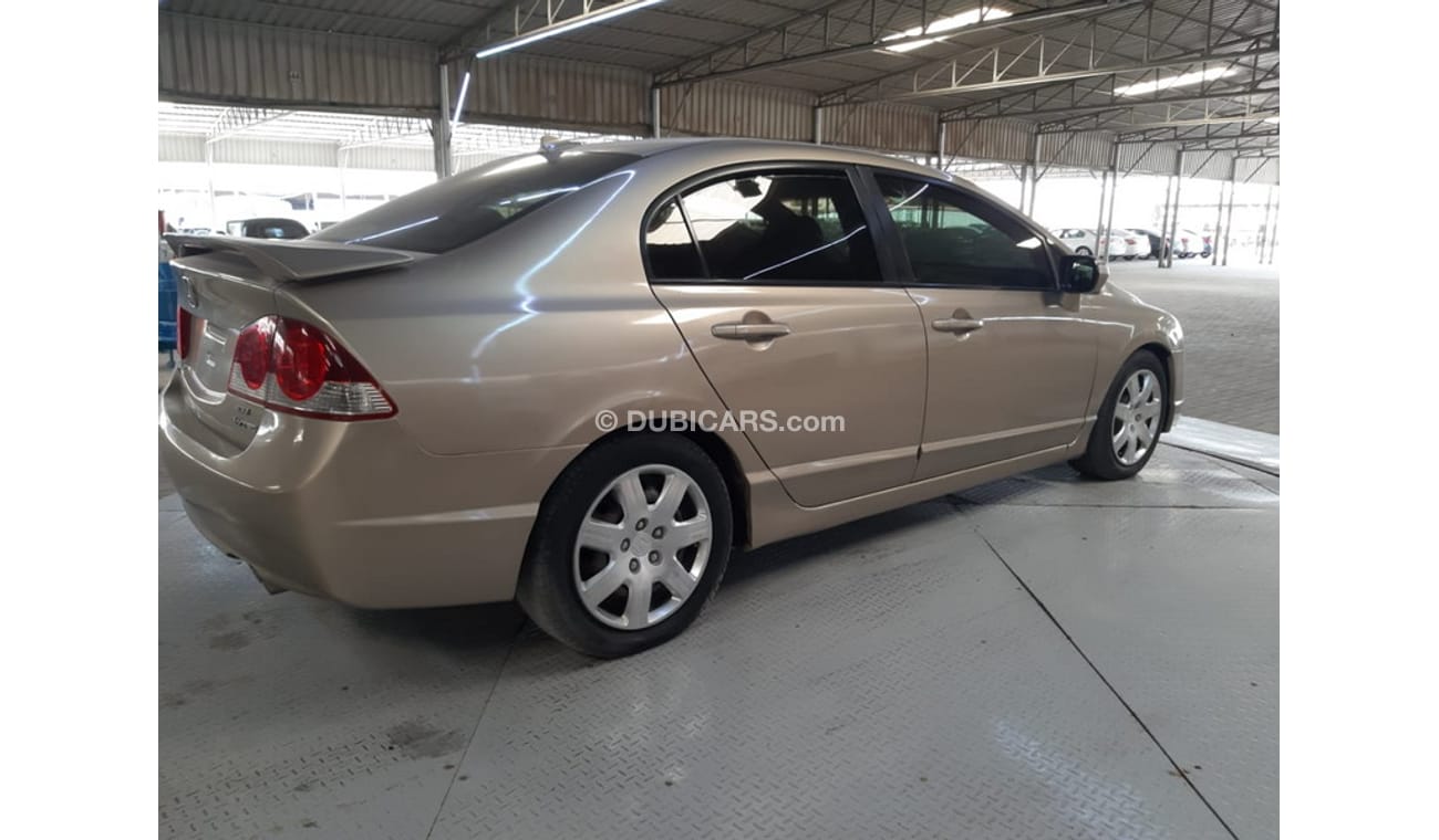 هوندا سيفيك 1.8L (Lot No: 1702)