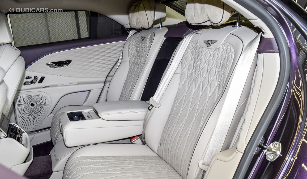 بنتلي كونتيننتال فلاينج سبر Bentley Continental Flying Spur V8 2022 KM 2,500 GCC SPECIAL EDUCATION UNDER WARRANTY