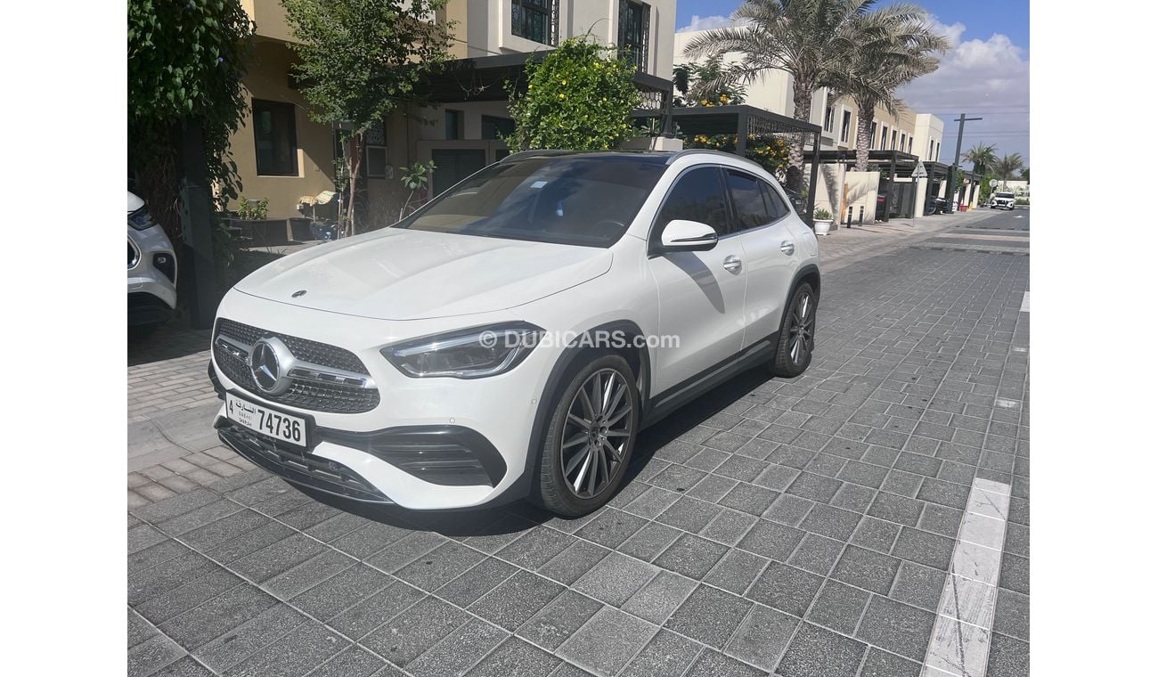 Mercedes-Benz GLA 200