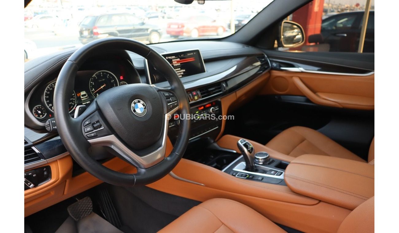 BMW X6 35i Executive 3.0L BMW X6 / 2016 / GCC / Only 85,000 / Free Accident