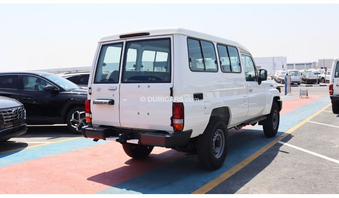 Toyota Land Cruiser Hard Top Diesel LC78 4.2Ltr 1HZJ,2024.DIFFERENTIAL LOCK , POWER WINDOW , CENTER LOCK ,