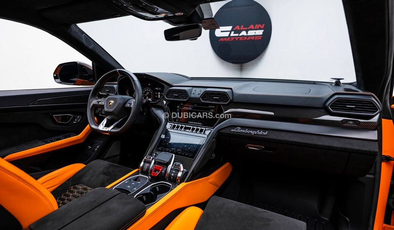 Lamborghini Urus Capsule 2022 - GCC - Under Warranty - One Free Service Available