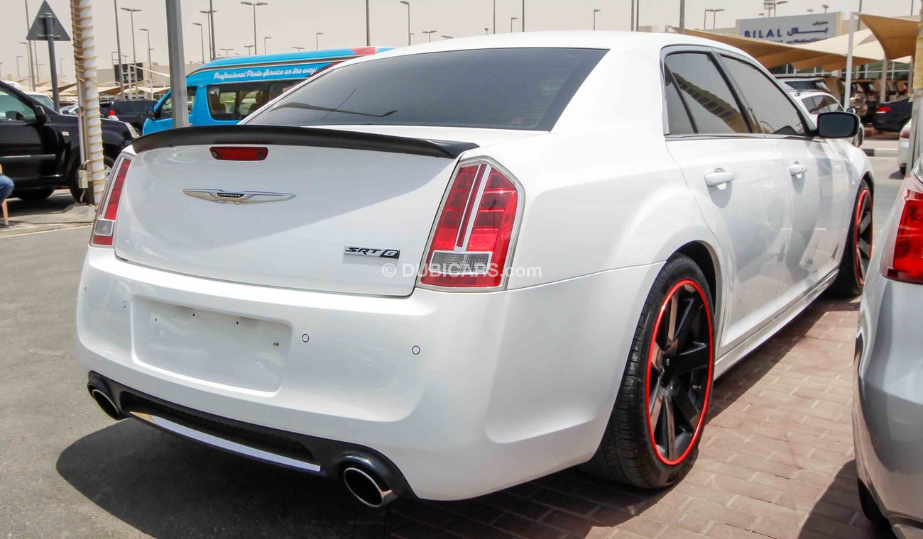 Chrysler 300C SRT8