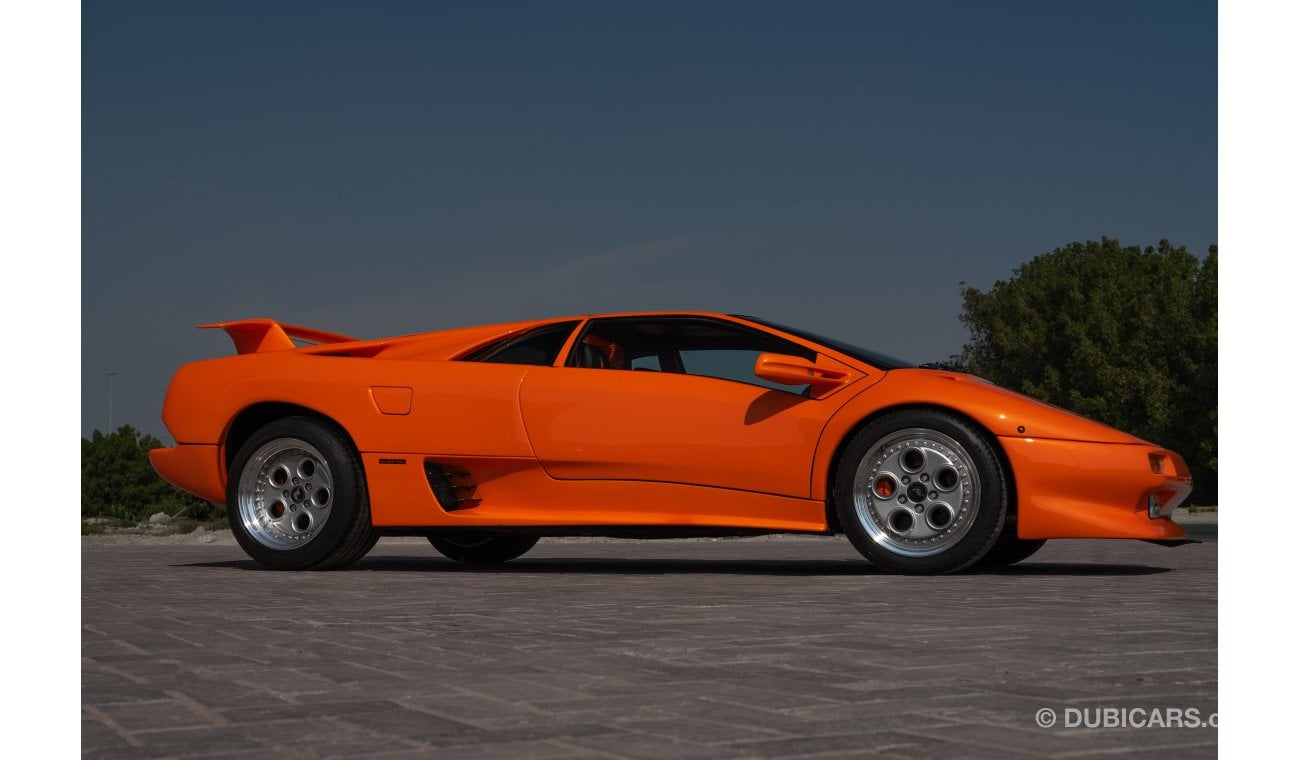 Lamborghini Diablo 2WD 5.7L V8