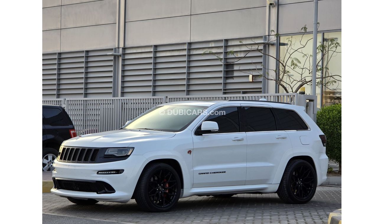 Jeep Grand Cherokee SRT8 6.4L JEEP GRAND CHEROKEE SRT V8 2015 GCC ORGINAL PAINT // ACCIDENT FREE // PERFECT CONDITION