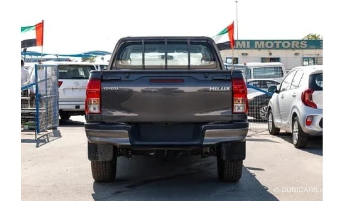 Toyota Hilux Toyota hilux mid option 2.4L diesel MY2024