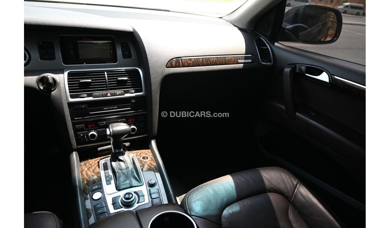 أودي Q7 0% DP  - FSH - AUDI Q7 S-LINE 3.0SC 2015 - FIRST OWNER - WELL MAINTAINED - GCC