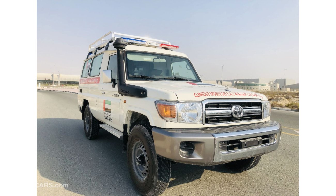 Toyota Land Cruiser Hard Top Mobile Clinic Conversion