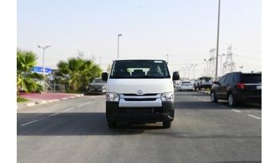 تويوتا هاياس 2.5L DIESEL STANDARD ROOF,15SEATS MT