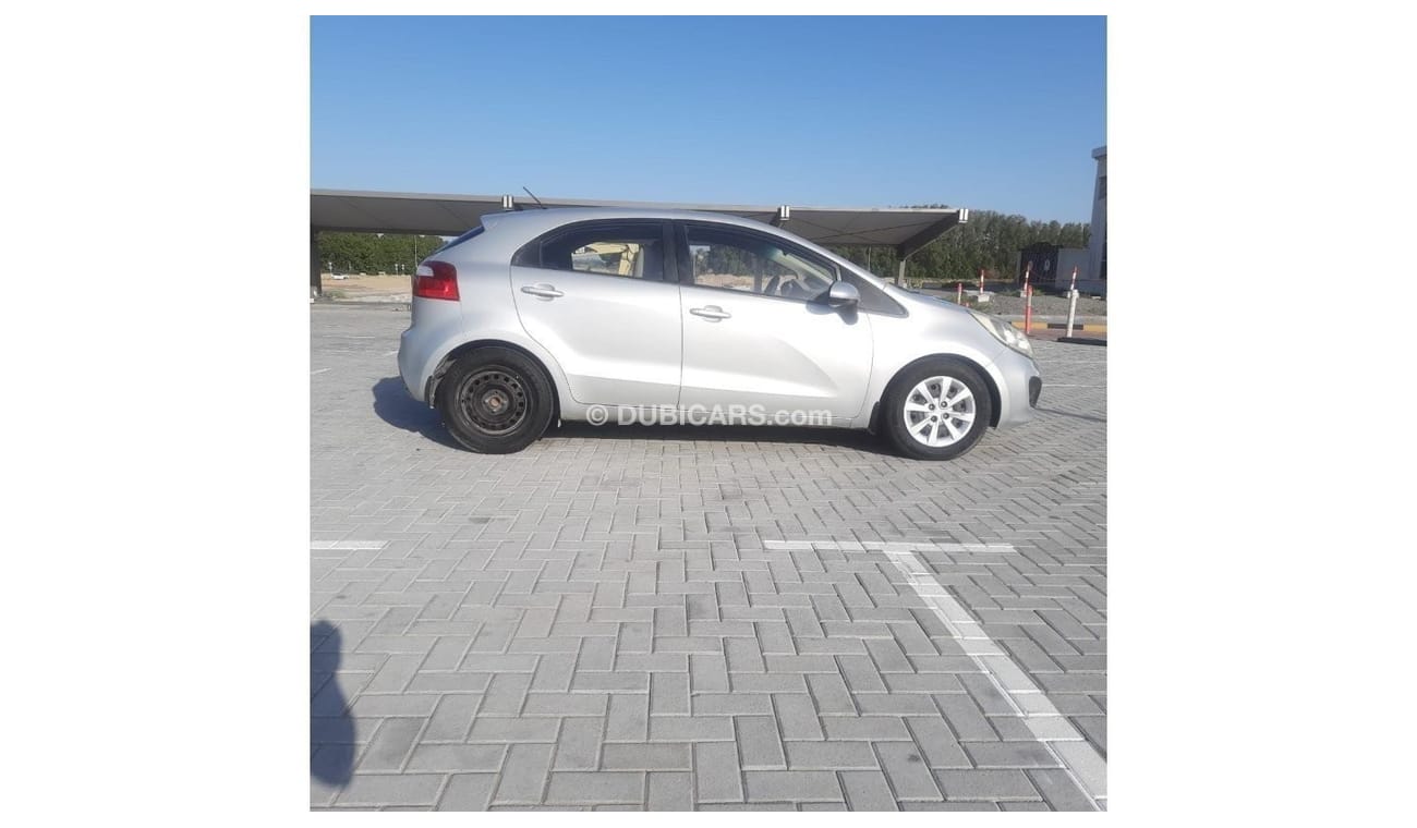 Kia Rio EX 1.4L Hatchback