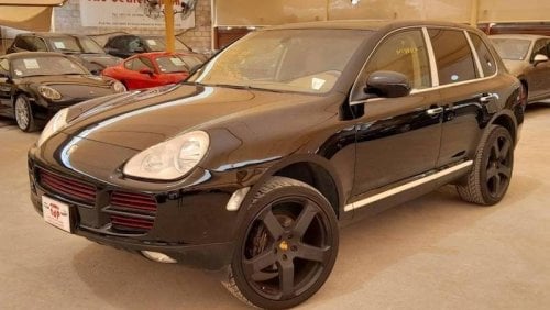 بورش كايان PORSCHE CAYENNE 3.2L 2006 WITH SUNROOF, ELECTRIC LEATHER SEATS, T.V NAVIGATION AND MUCH MORE