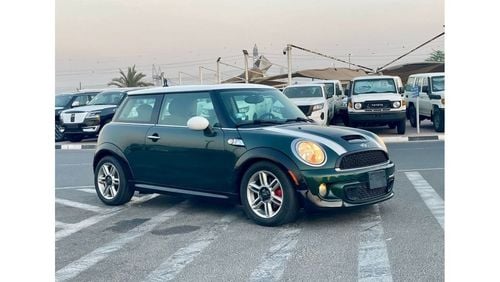 Mini Cooper S 2011 Mini Cooper Hardtop S class 1.6L V4 - 2 doors 4 seats Hatchback German Origin - 159,000 mileage